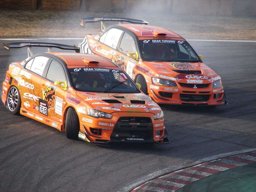 Racing Cars Wallpaper 070
