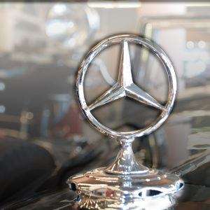 Mercedes-Benz Logo Wallpaper 4