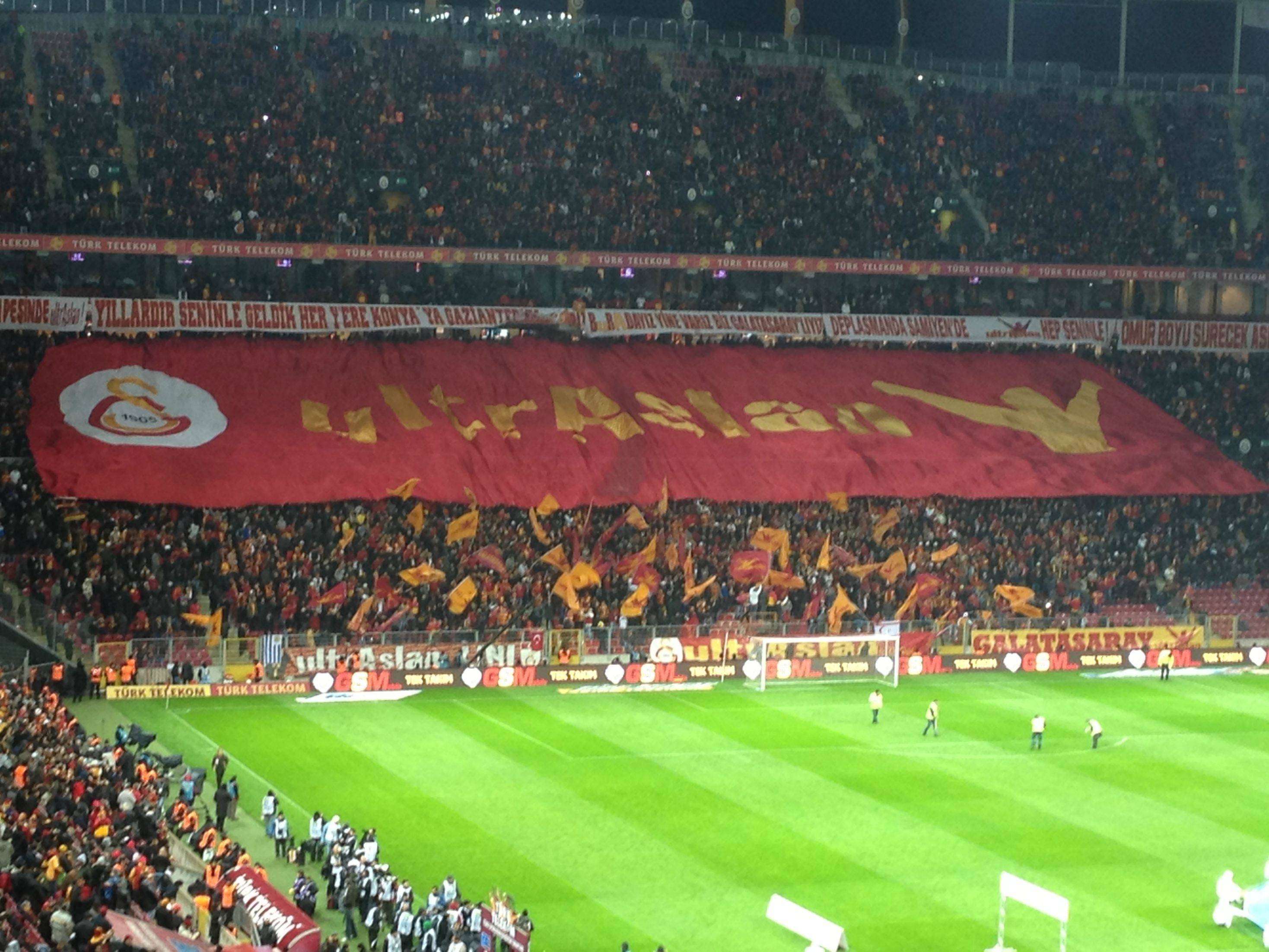 GS Galatasaray Futbol Takımı Wallpaper 11