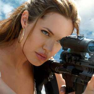 Angelina Jolie Wallpaper 14