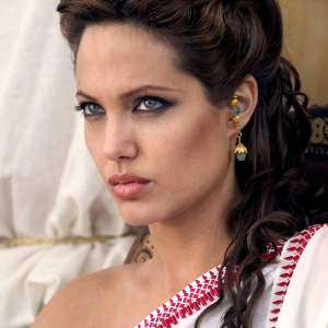 Angelina Jolie Wallpaper 17
