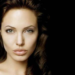Angelina Jolie Wallpaper 20